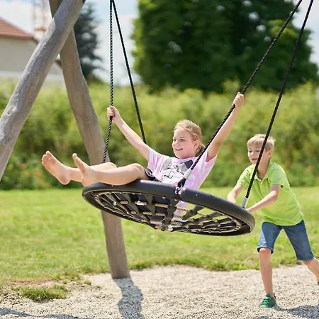 艾德维尼斯加特豪斯尼科来霍夫加尔尼酒店 毛特恩
