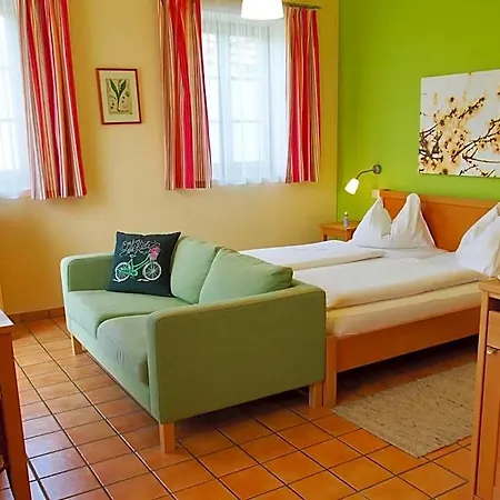 Ad Vineas Gaestehaus Nikolaihof-hotel Garni Mautern
