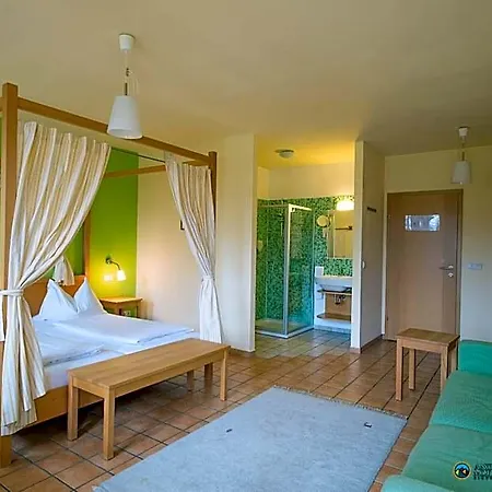 Ad Vineas Gaestehaus Nikolaihof-hotel Garni Hotel