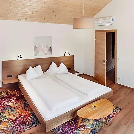 Hotel Ad Vineas Gaestehaus Nikolaihof-hotel Garni Mautern